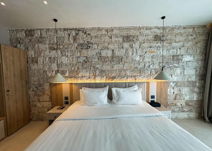 Drymades Inn Resort